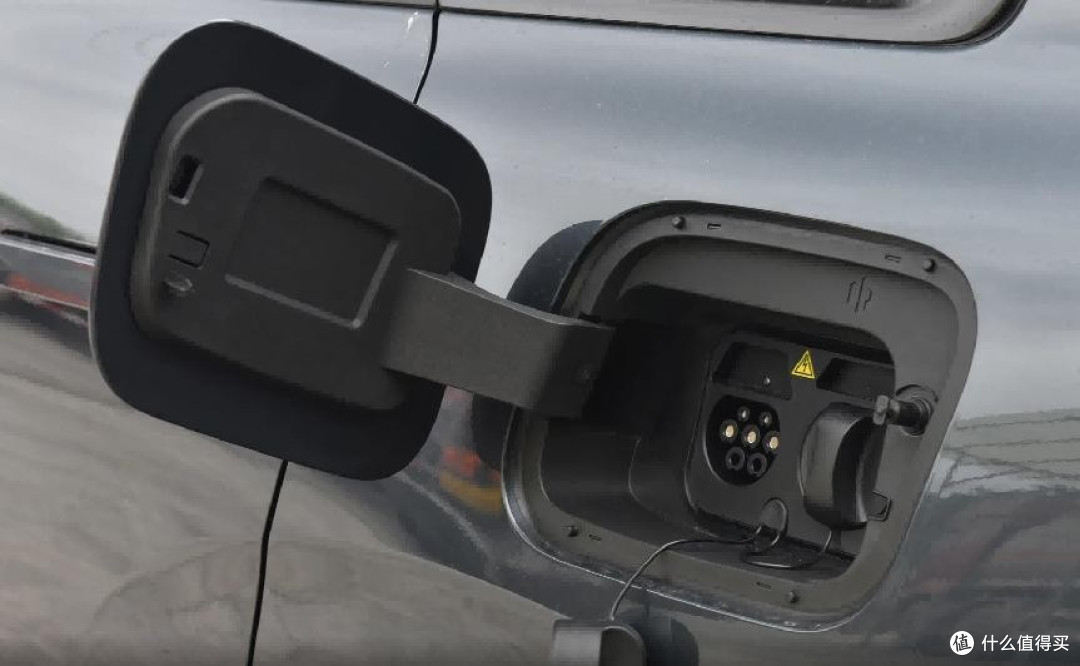 1190km综合续航+激光雷达,零跑C10增程版打造全能家用SUV