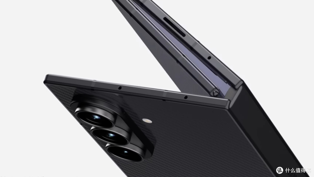 三星三折叠 Galaxy Z TriFold 正式发布 厚度12.9毫米!