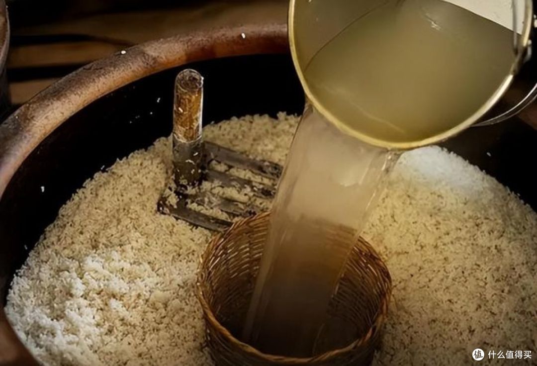 高粱、大米为酿酒主料有何不同?