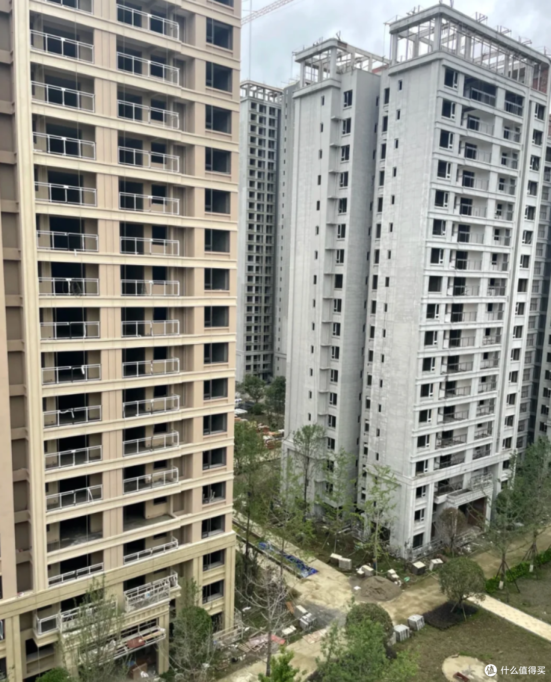 为什么,中国人喜欢拿一辈子的积蓄,去买一套房?