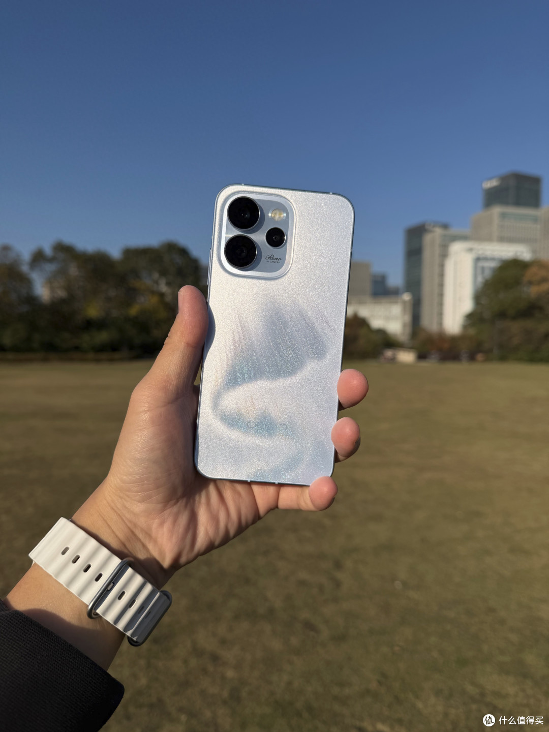 OPPO Reno15“星光蝴蝶结”到手实测!