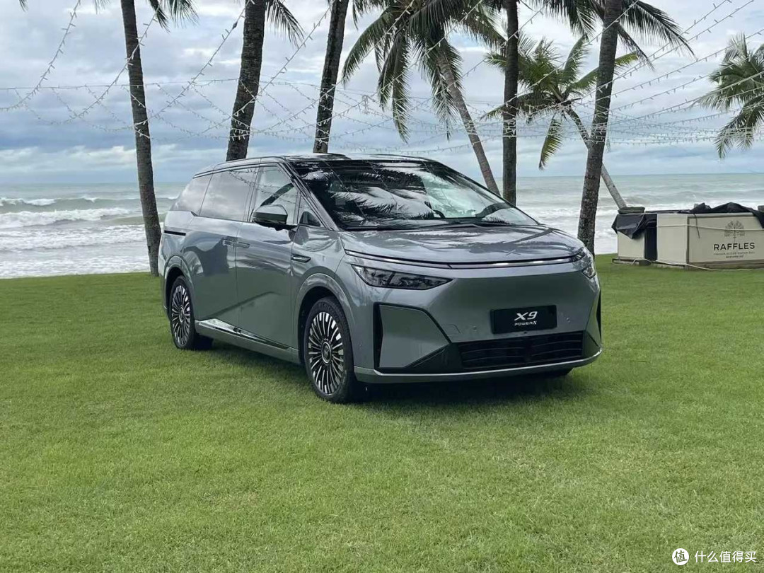 小鹏X9
