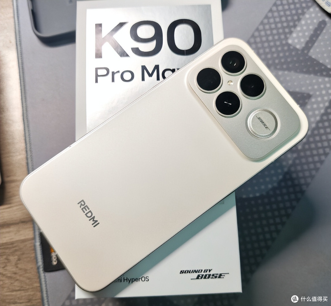 凭什么能站稳4000价位,第五代骁龙8至尊版+7560mAh,配置堆满!