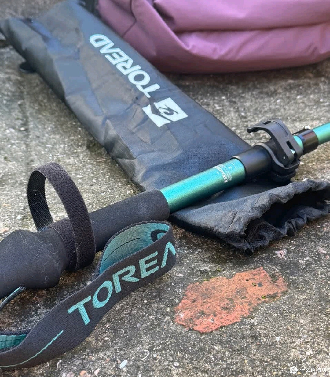 天冷户外运动好物：探路者（TOREAD）喀纳登山杖