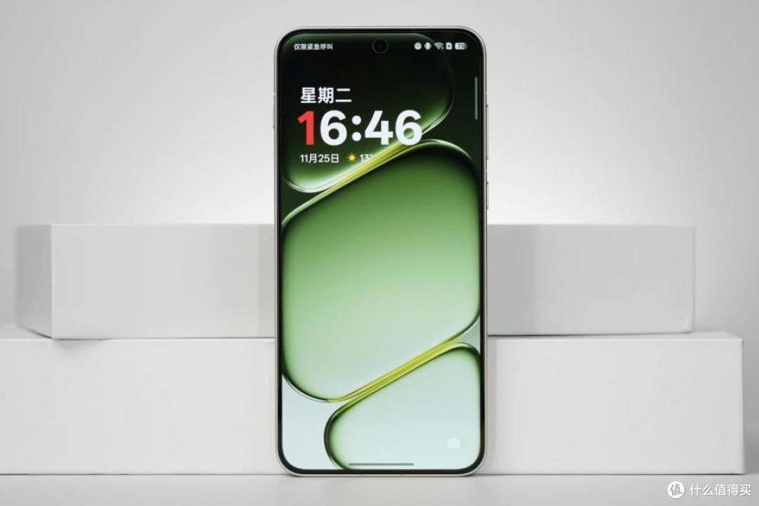 一加“不讲武德”,16GB+1TB+8300mAh,顶配新旗舰突降至国补价
