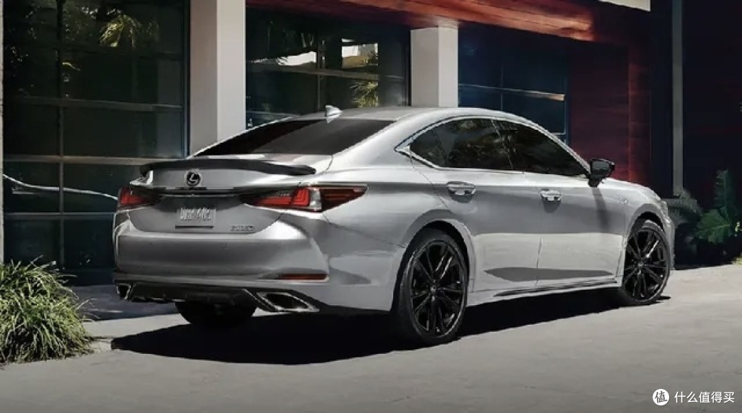 新款雷克萨斯ES350发布,售价约30.7万元,搭载3.5L V6发动机