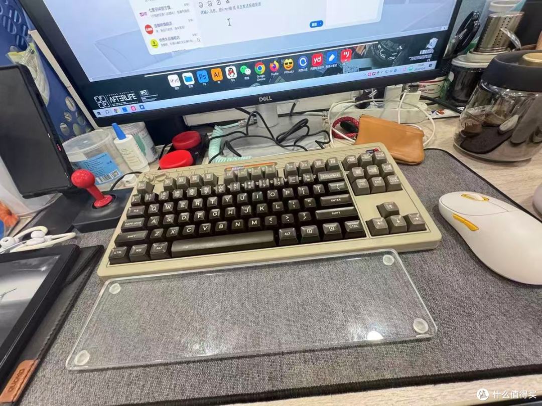 谁懂啊!这把复古键盘让我梦回童年游戏厅🎮
