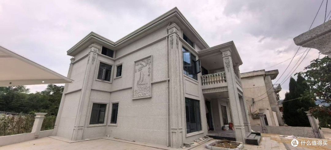 多乐士“朗境”之美，“老司”助力自建别墅的精彩表达