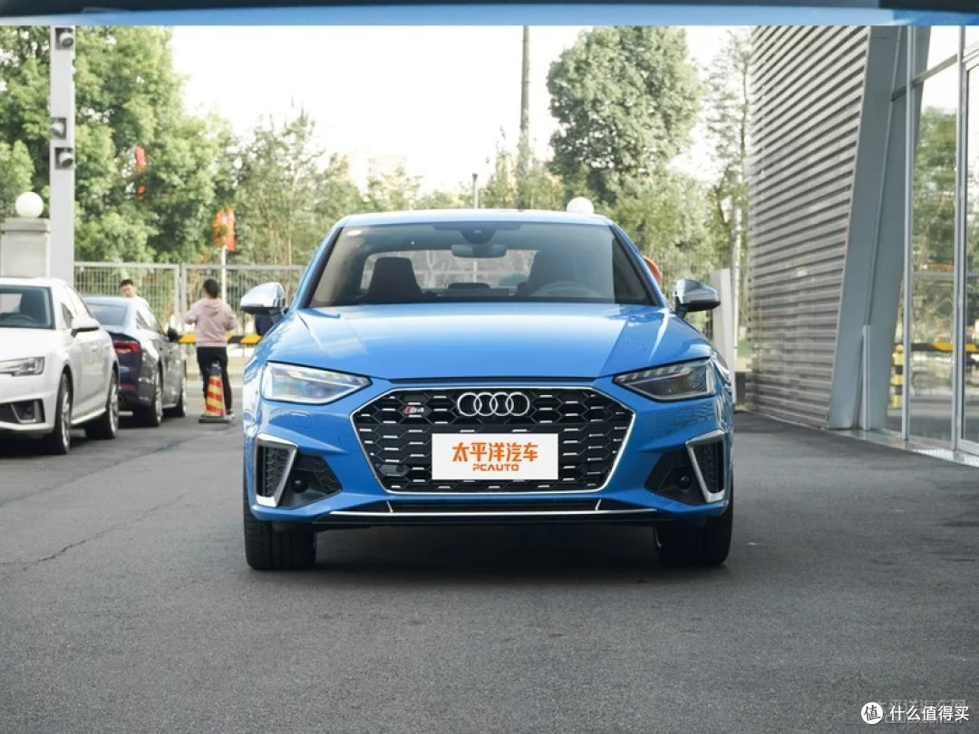 奥迪S4动力与操控表现