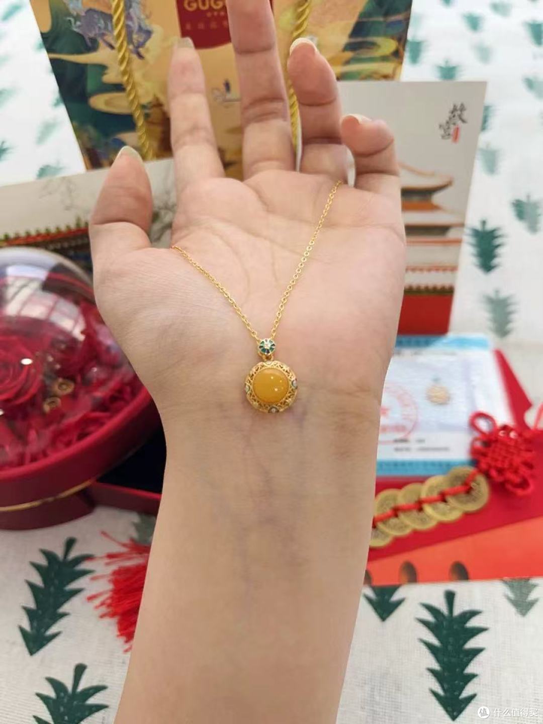 谁懂啊!故宫风蜜蜡项链直接戳中中式心巴✨