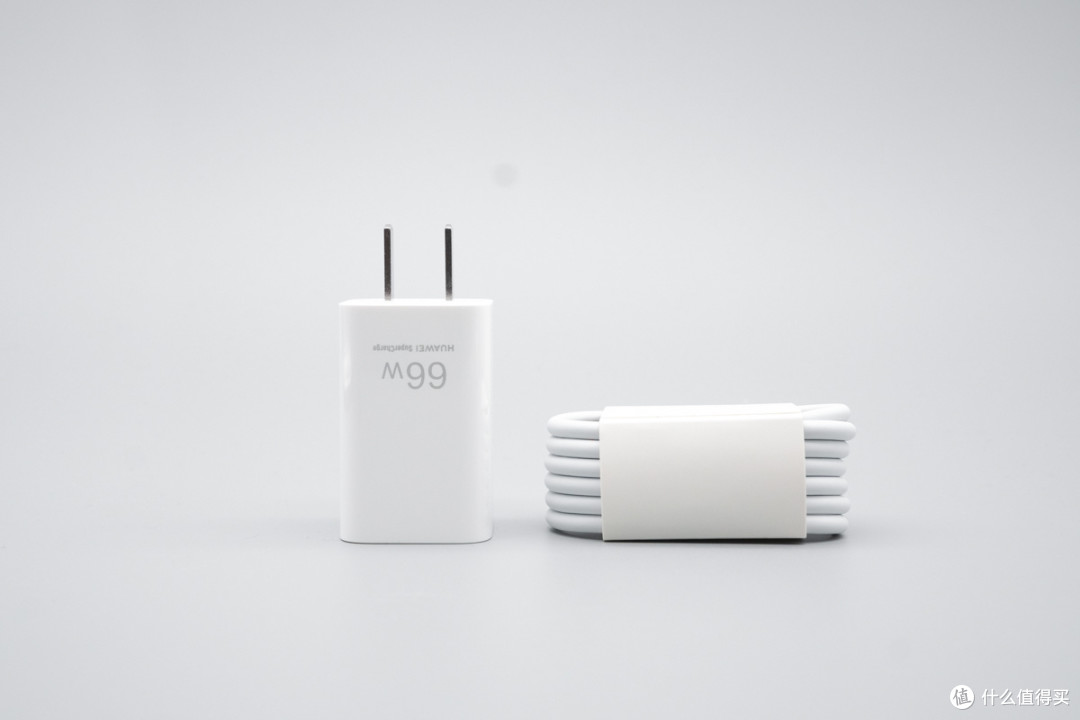 搭载有线66W+无线50W充电组合,华为Mate80标准版充电评测