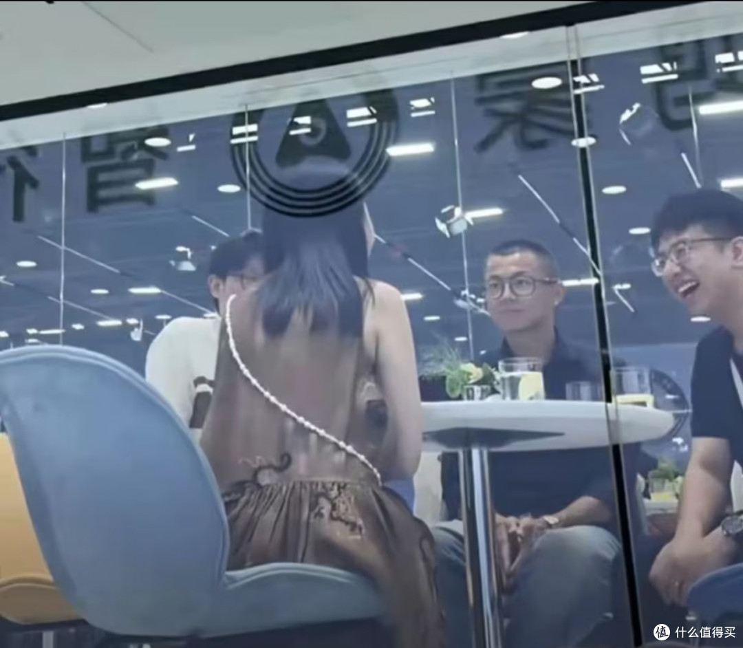 陈震还能复出吗?没有实体价值的“网红”,塌房后一切归零