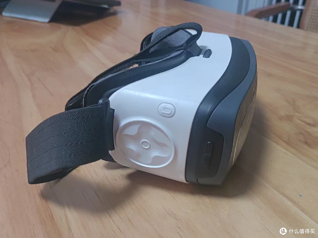 100元捡漏富士通VR一体机!说是学习机?其实是老师机!