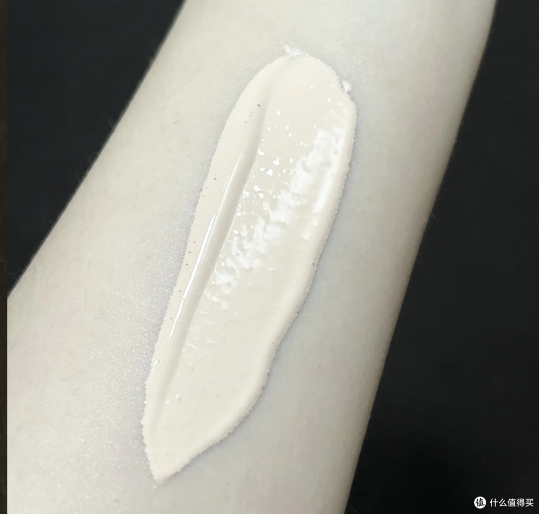 淂意2.0滋润版解决干皮秋冬底妆难题
