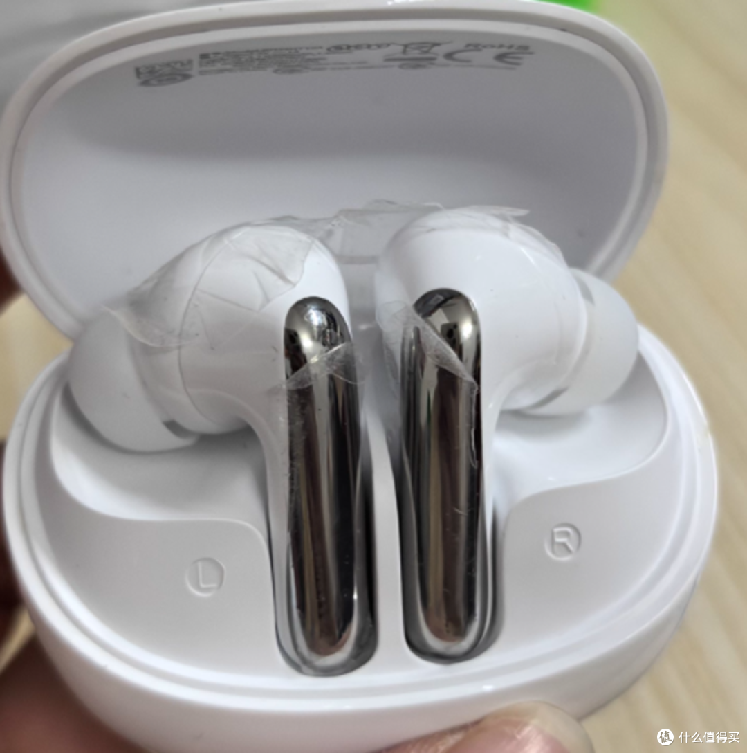 为什么推荐入耳式降噪耳机?预算低的有没有值得入手的降噪耳机?