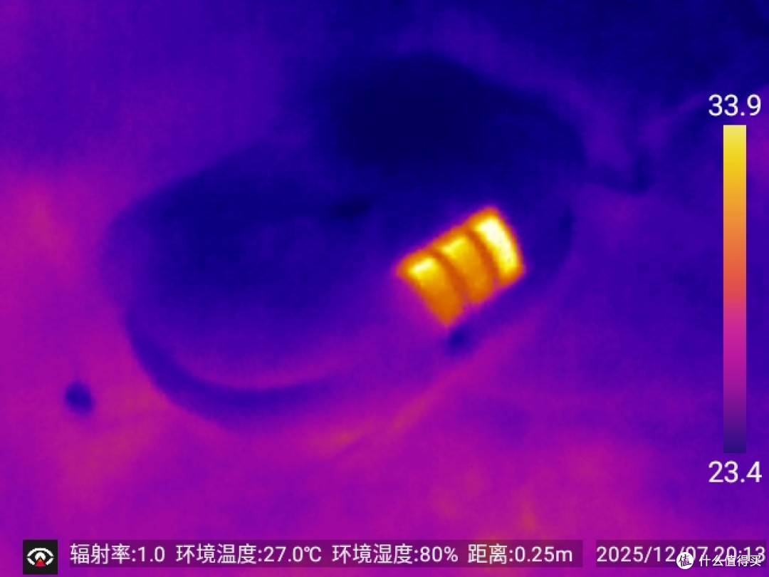 “热敷暖颈+颈椎牵引”:早晨脖子紧绷感被带走!添眠荷叶护颈枕