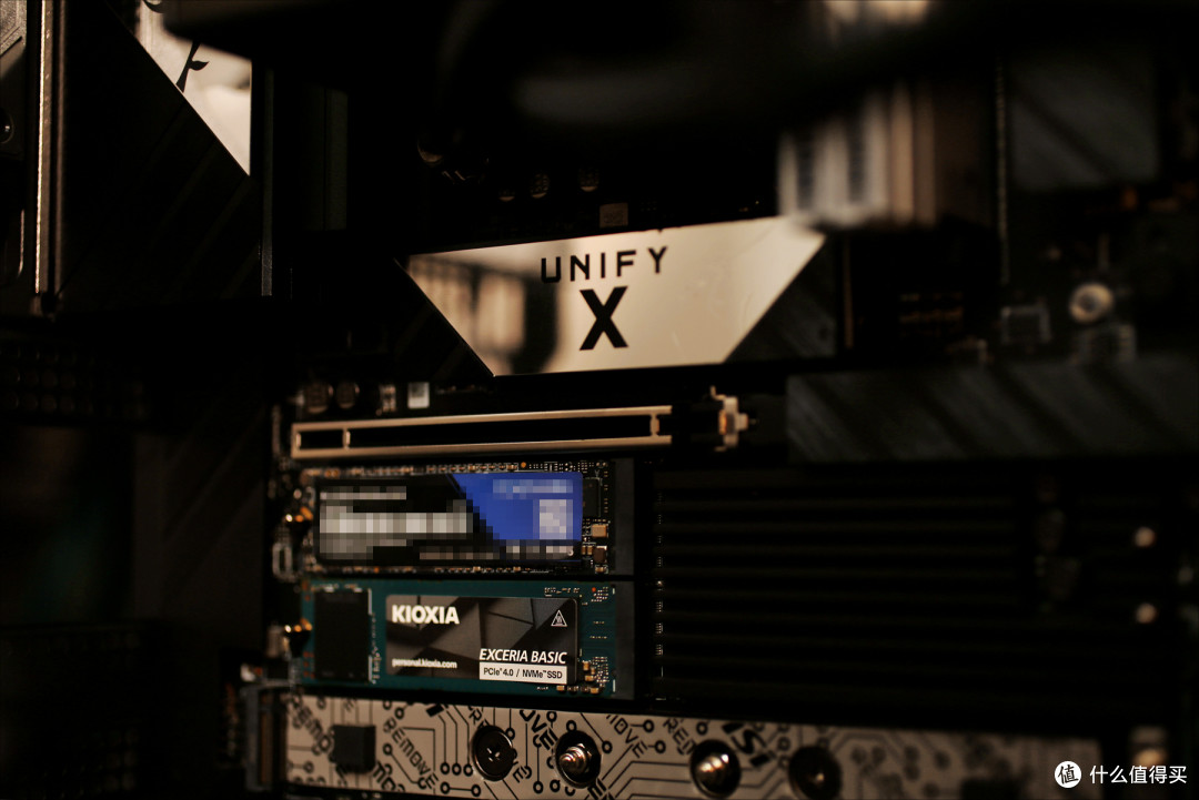 别迷信 PCIe 5.0!铠侠 SF10 实测:速度温度双能打,实用才香