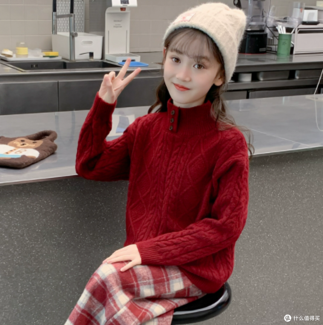 2025 秋冬必入 这件女童毛衣凭啥成 “网红顶流”洋气值直接拉满