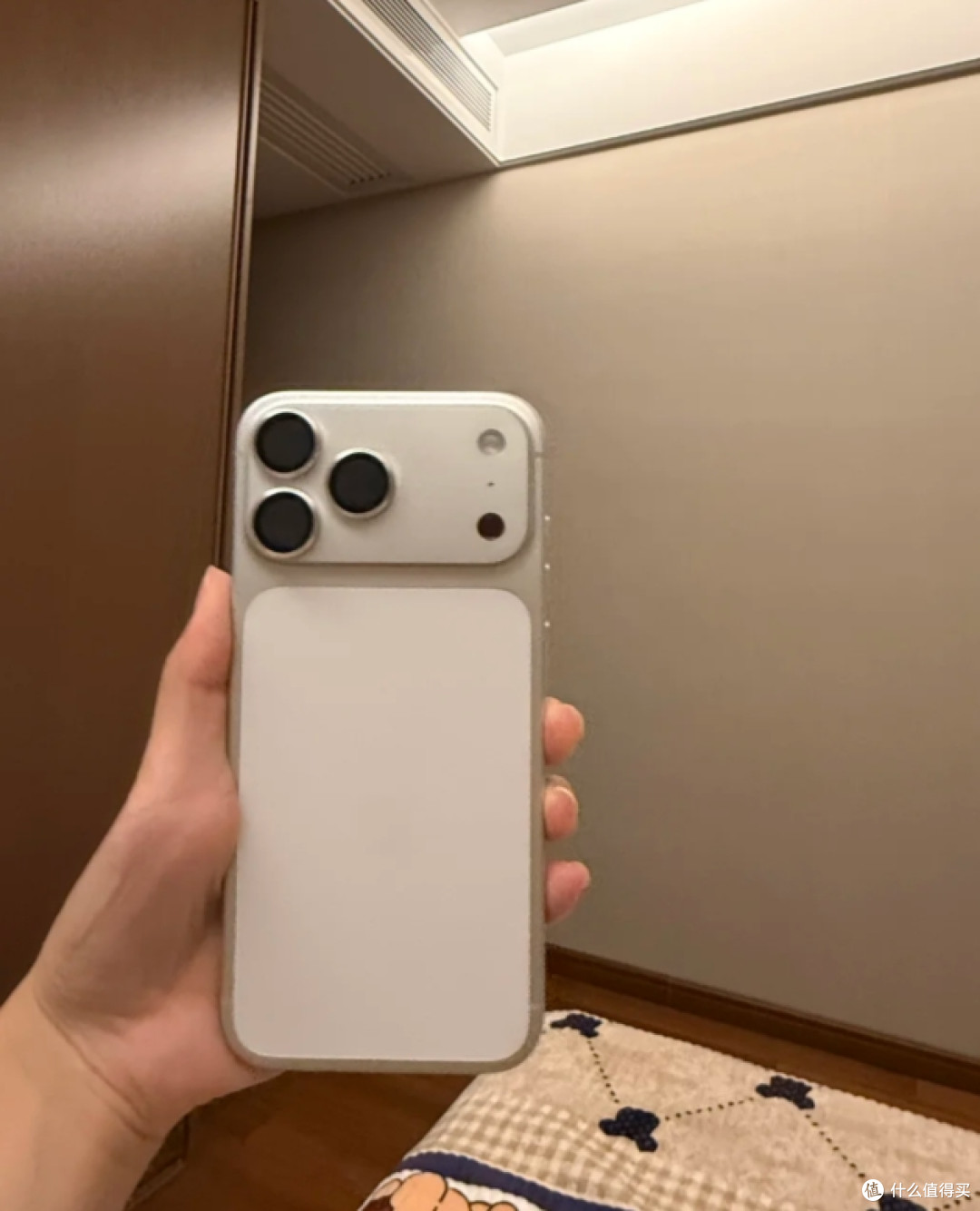 iPhone 17 Pro Max怎么样?三个优点很喜欢人,二个缺点是硬伤!