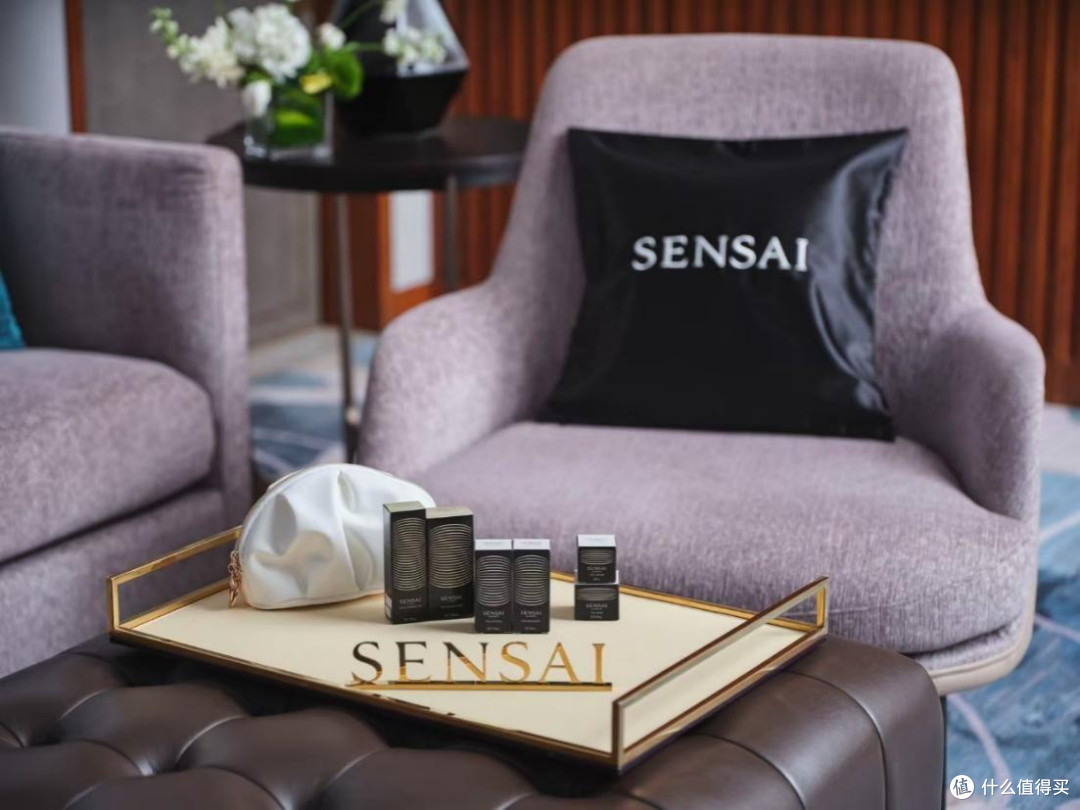 SENSAI丝光溢彩携手北京王府井文华东方酒店 共启奢华美妆新章