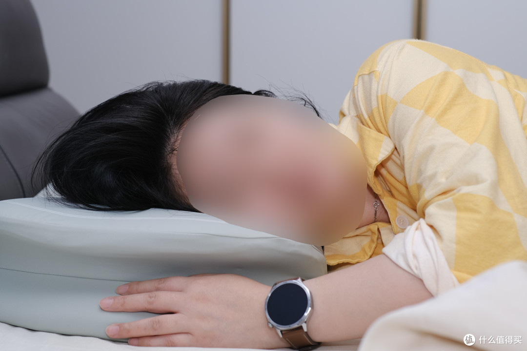 高矮随心,暖颈助眠,拯救脖颈的添眠枕头来了