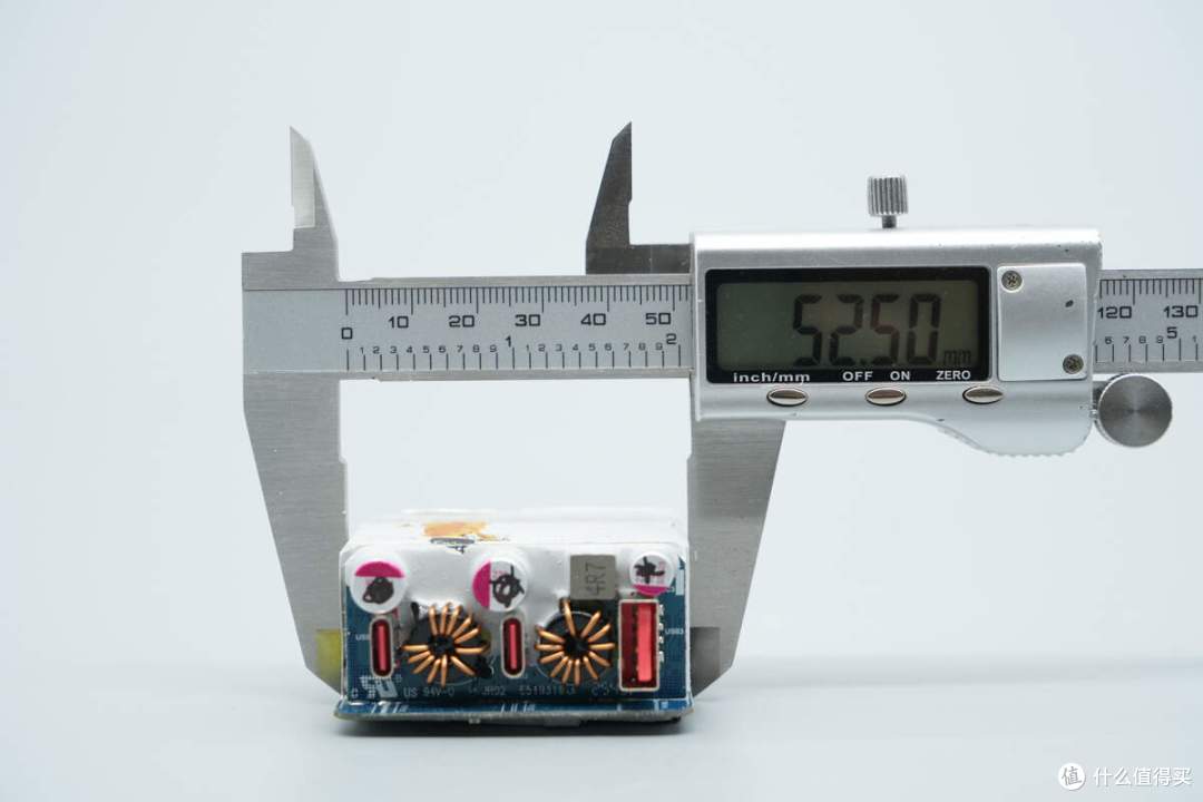 140W PD3.1+小米120W澎湃秒充,华硕a豆三口氮化镓快充充电器拆解