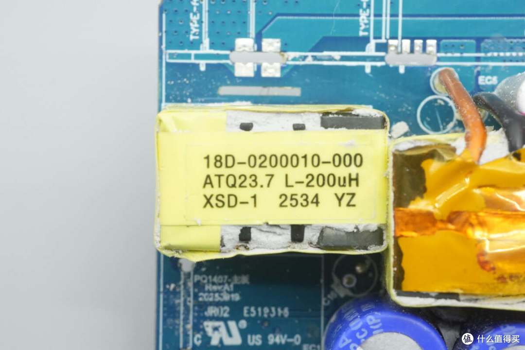 140W PD3.1+小米120W澎湃秒充,华硕a豆三口氮化镓快充充电器拆解