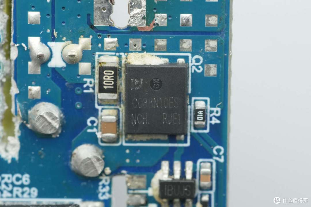 140W PD3.1+小米120W澎湃秒充,华硕a豆三口氮化镓快充充电器拆解