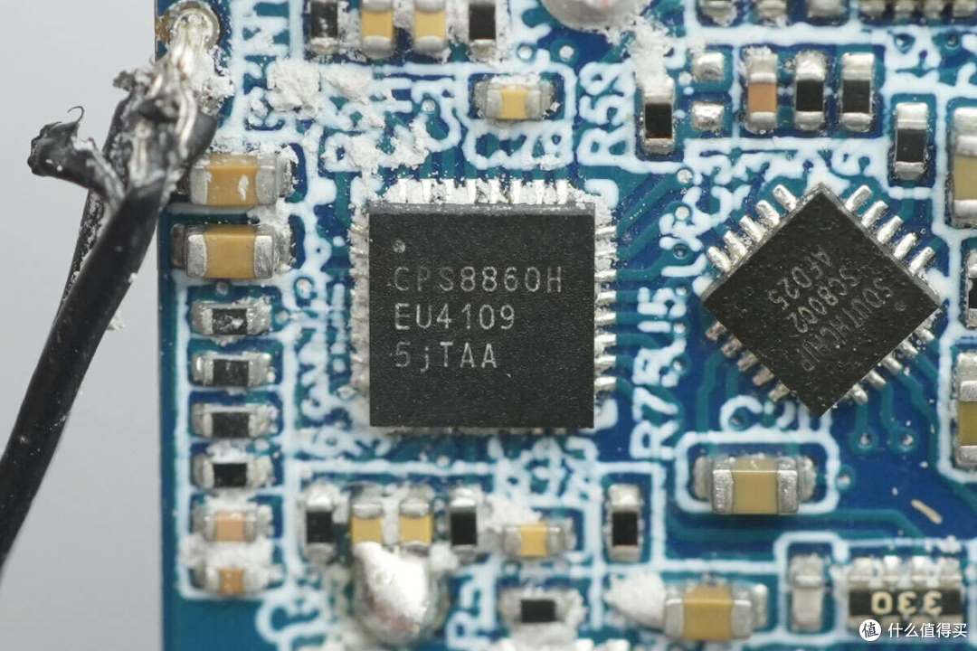 140W PD3.1+小米120W澎湃秒充,华硕a豆三口氮化镓快充充电器拆解