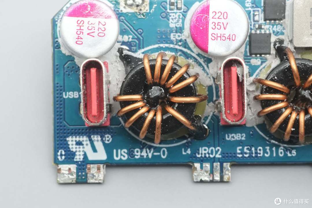 140W PD3.1+小米120W澎湃秒充,华硕a豆三口氮化镓快充充电器拆解