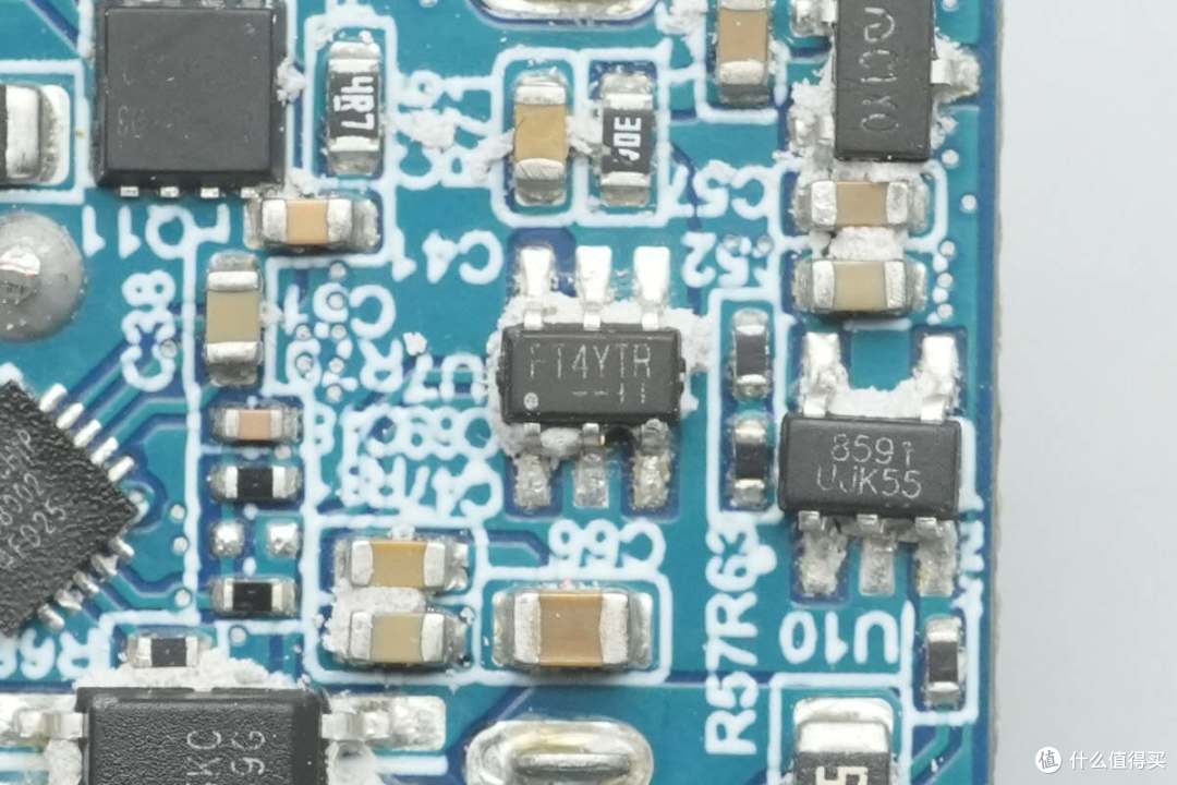 140W PD3.1+小米120W澎湃秒充,华硕a豆三口氮化镓快充充电器拆解