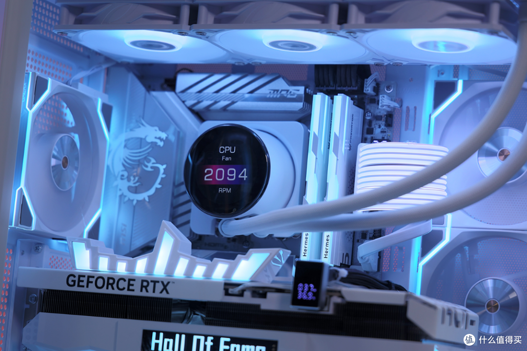性能颜值MAX，易安装+藏线设计：微星MPG CORELIQUID P13 360实测