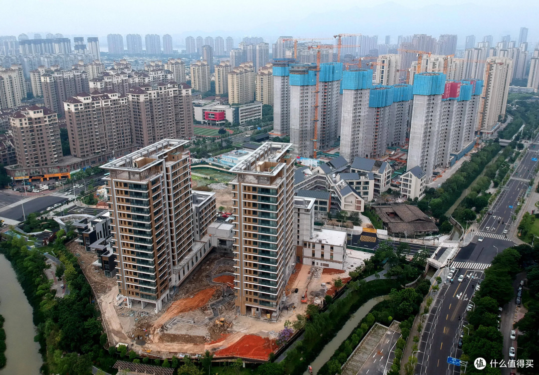 房股涨疯了！三大利好要来了？4000亿房贷贴息，万亿收储存量房产