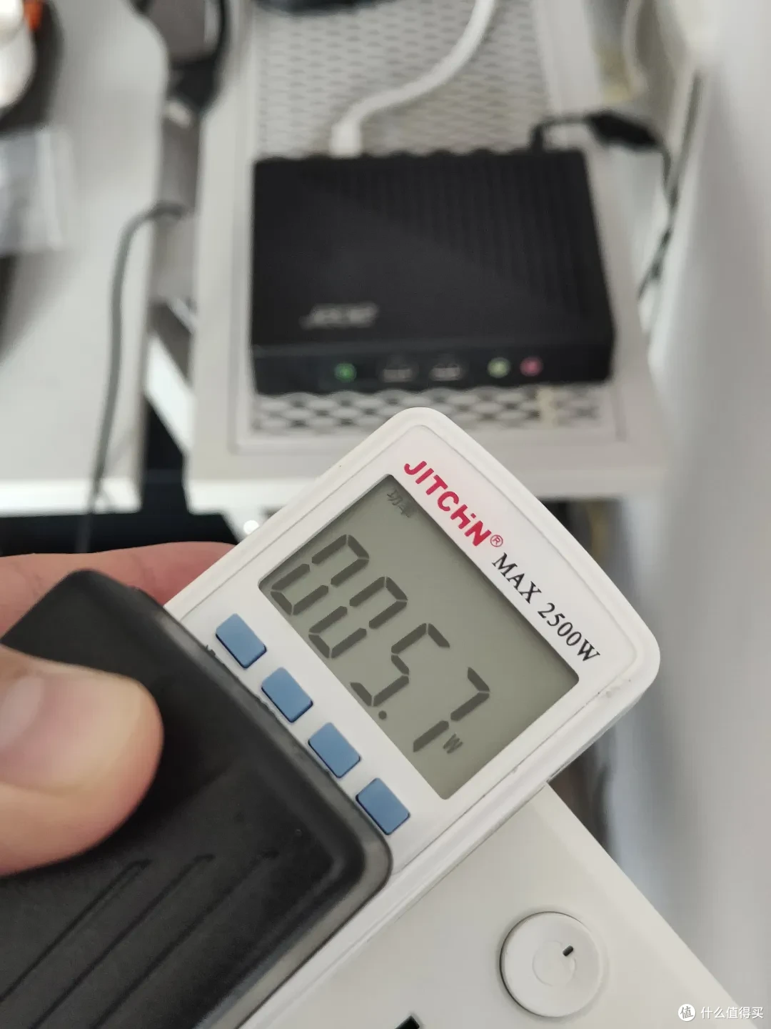 49.5的acer小主机,顺利装上飞牛nas系统,遇到一个意料之中问题