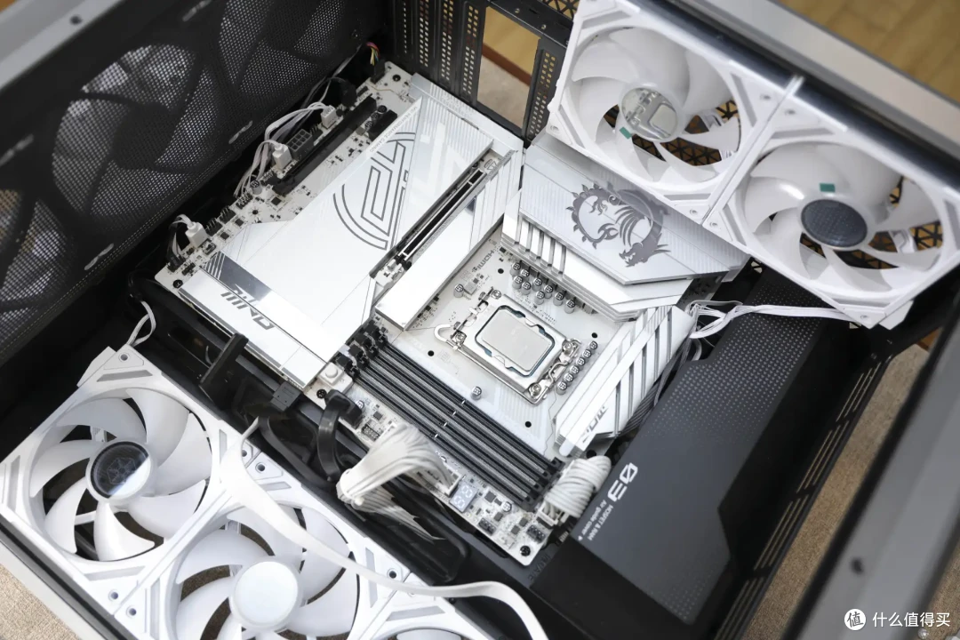 隐藏水管的高端散热，联力HydroShift II LCD-S 360TL隐流II方屏