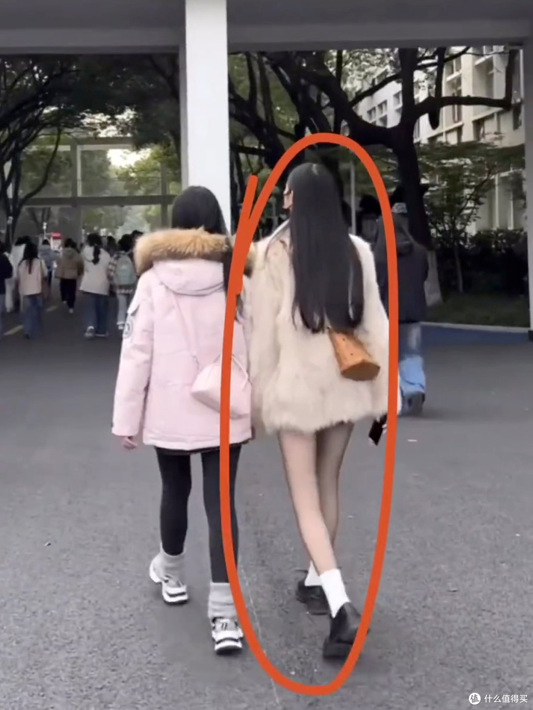 在冬天不要买：这10种“坑人衣服”！说实话：几乎都是美丽废物！