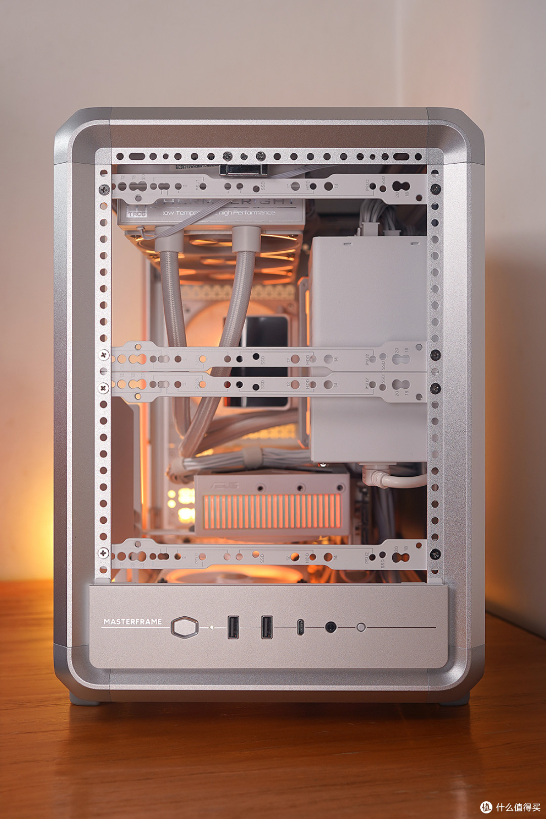 双12装机方案:吹雪B850G+RTX 5070+9900X+酷冷MF400机箱装机分享