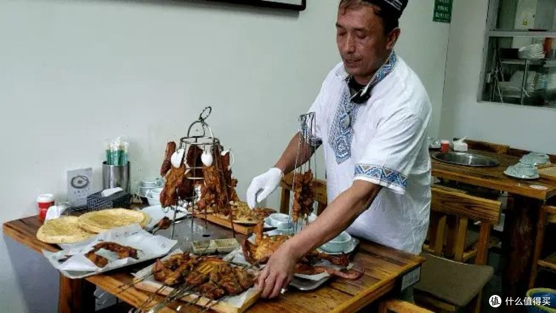 乌鲁木齐维斯特滑雪场‌，周边特色美食推荐！