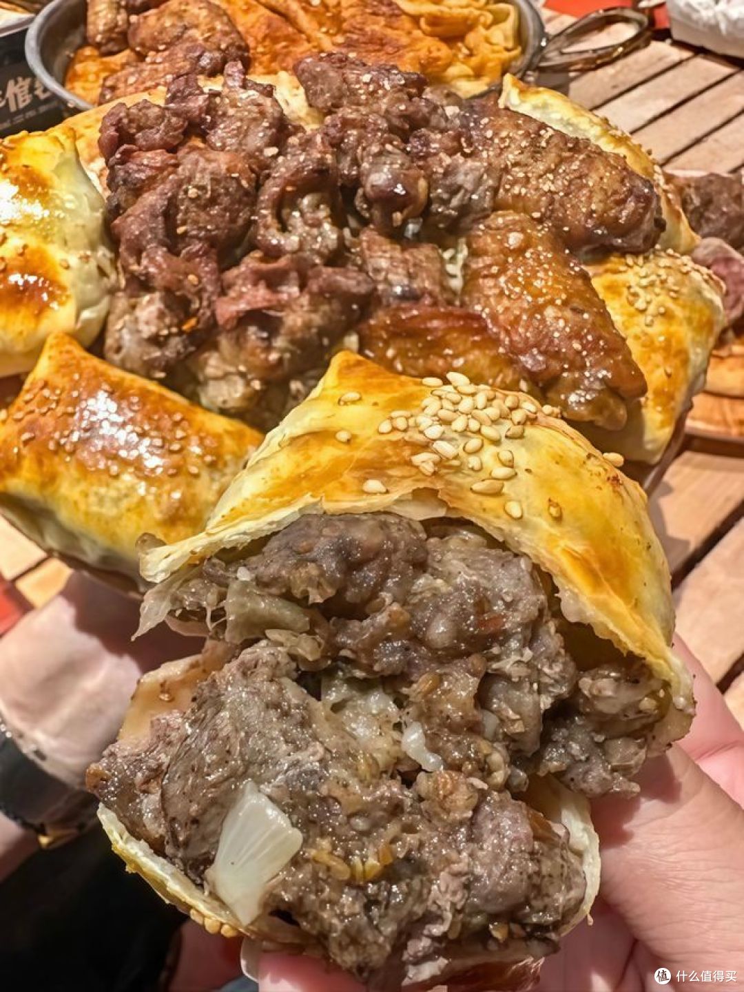 乌鲁木齐维斯特滑雪场‌，周边特色美食推荐！