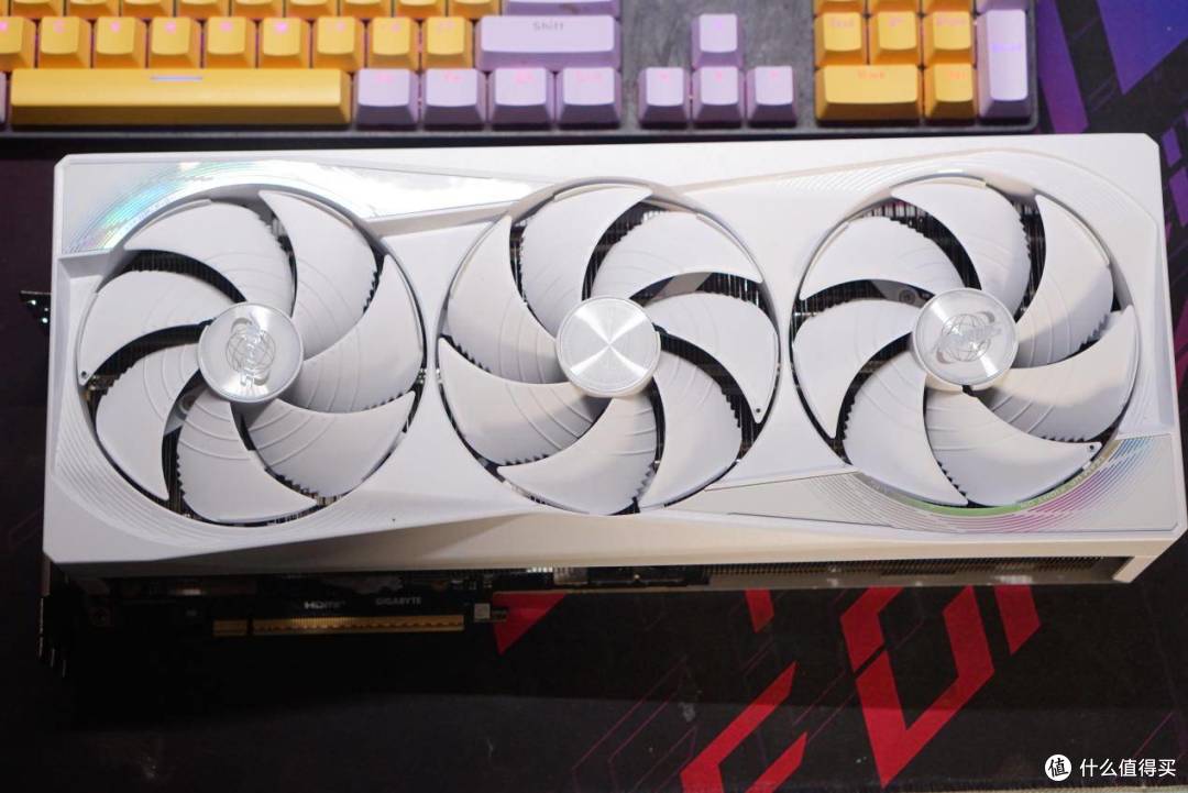 超级甜点:技嘉RTX 5080超级雕