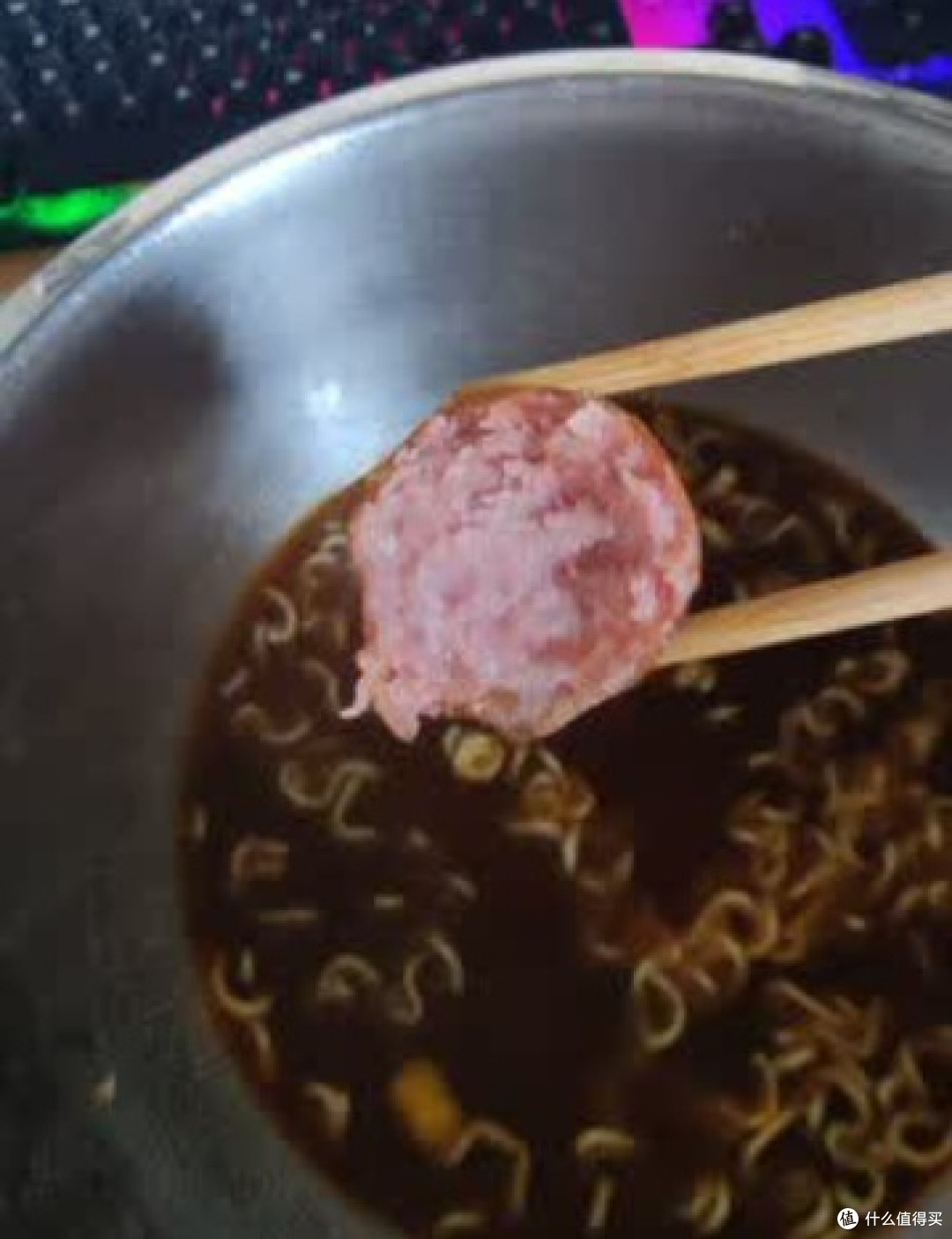 京东京造哈尔滨红肠：雪场能量补给
