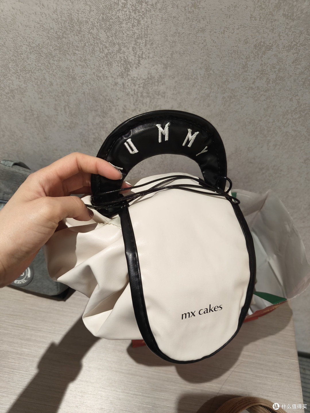 收获了化妆包赠品