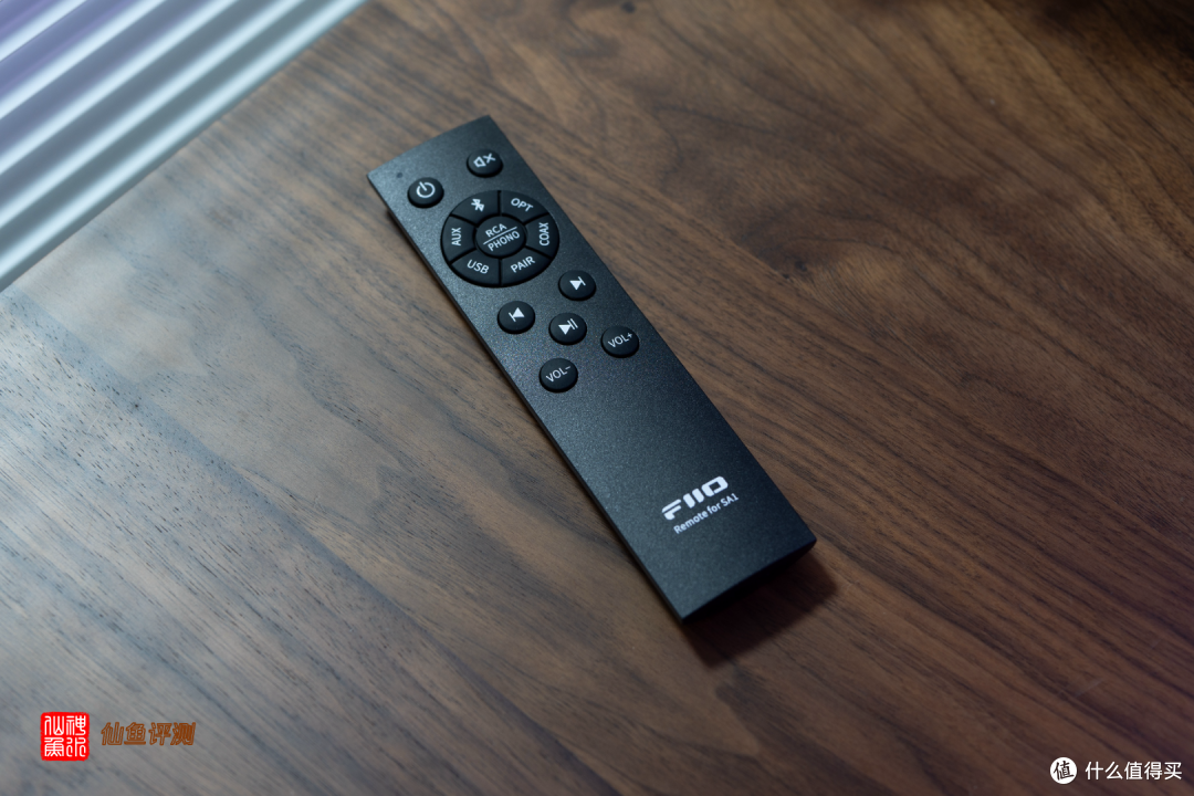 飞傲SA1桌面立体声音箱5个月使用报告(对比漫步者N300)