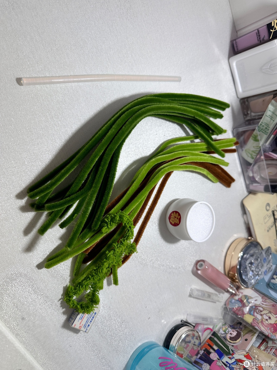 手作治愈时刻｜扭扭棒发财树DIY，萌趣满桌好寓意
