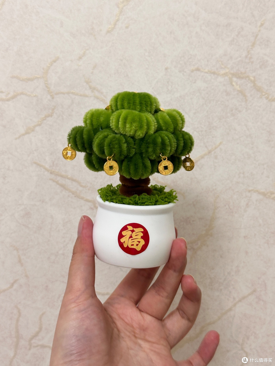 手作治愈时刻｜扭扭棒发财树DIY，萌趣满桌好寓意
