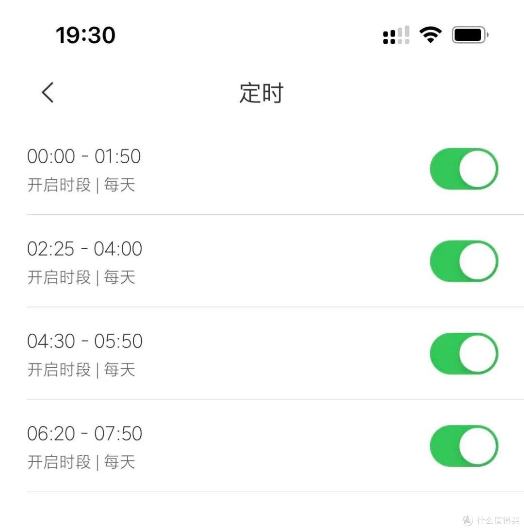 油汀只能用来取暖?看了年轻人的妙用后,我再也“不心疼”电费了