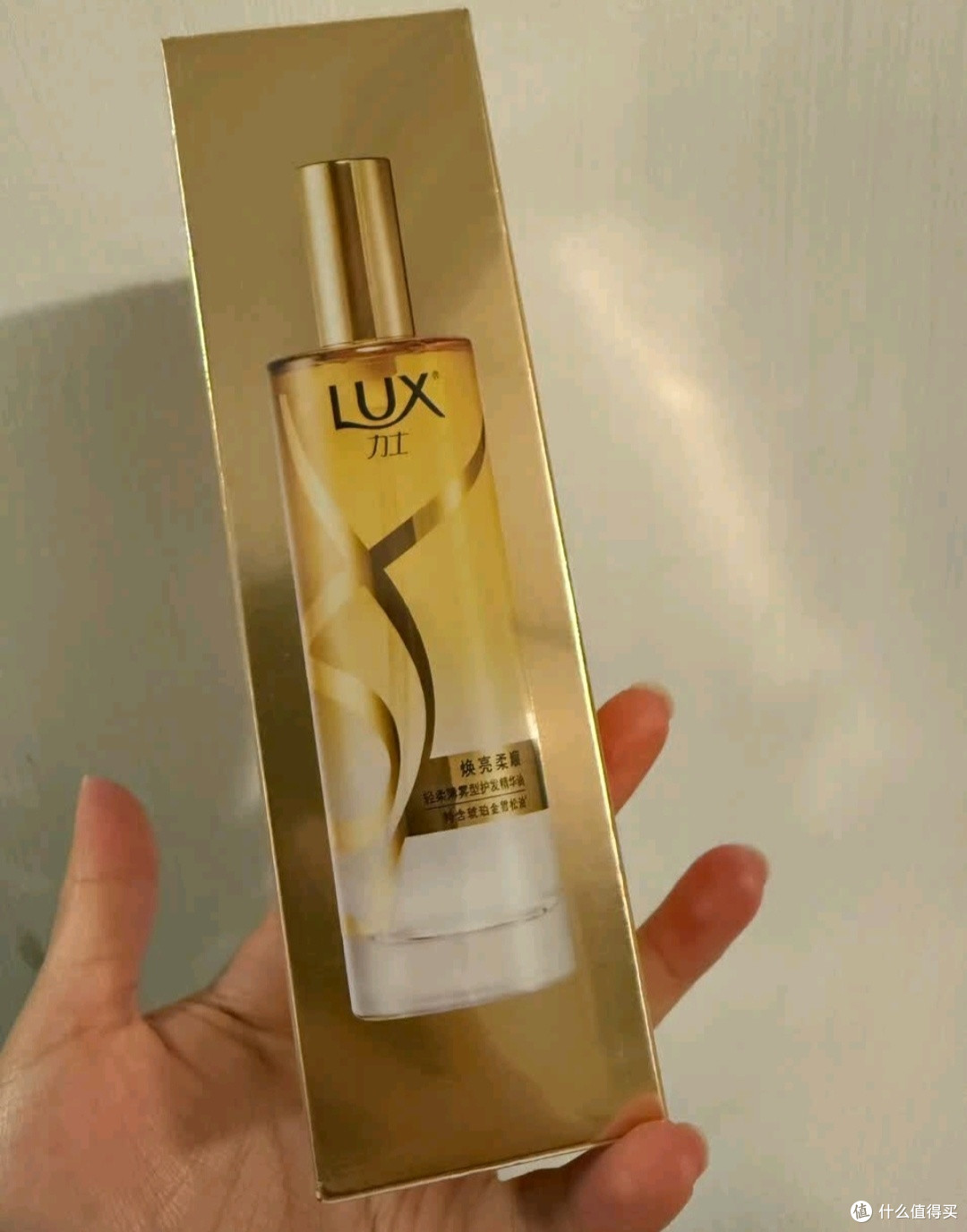一喷入魂,我的发丝柔顺秘诀是它