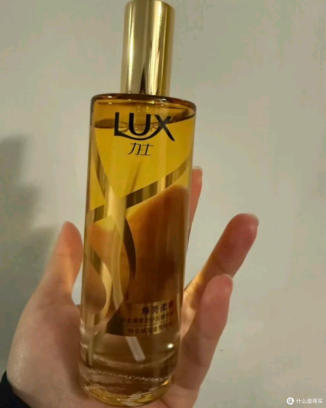 一喷入魂,我的发丝柔顺秘诀是它
