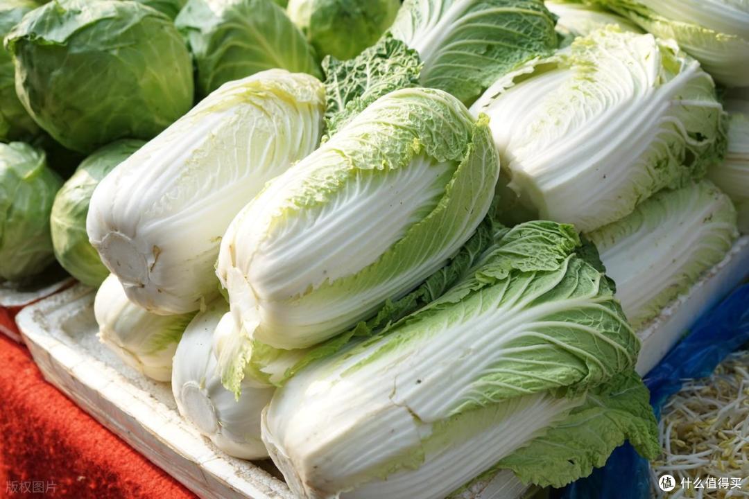 白菜不能乱吃?提醒:这3种人尽量少买少碰