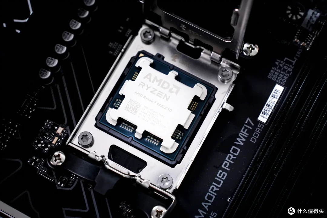 等等党输了!囤内存打造9800X3D+RTX 5060Ti主机,性价比超高